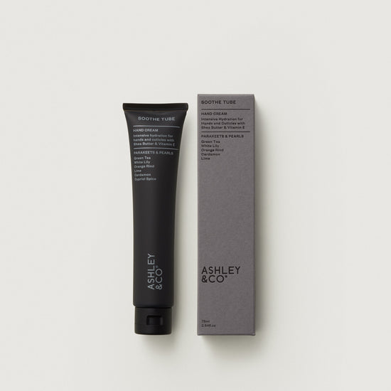 Soothe Tube Parakeets & Pearls